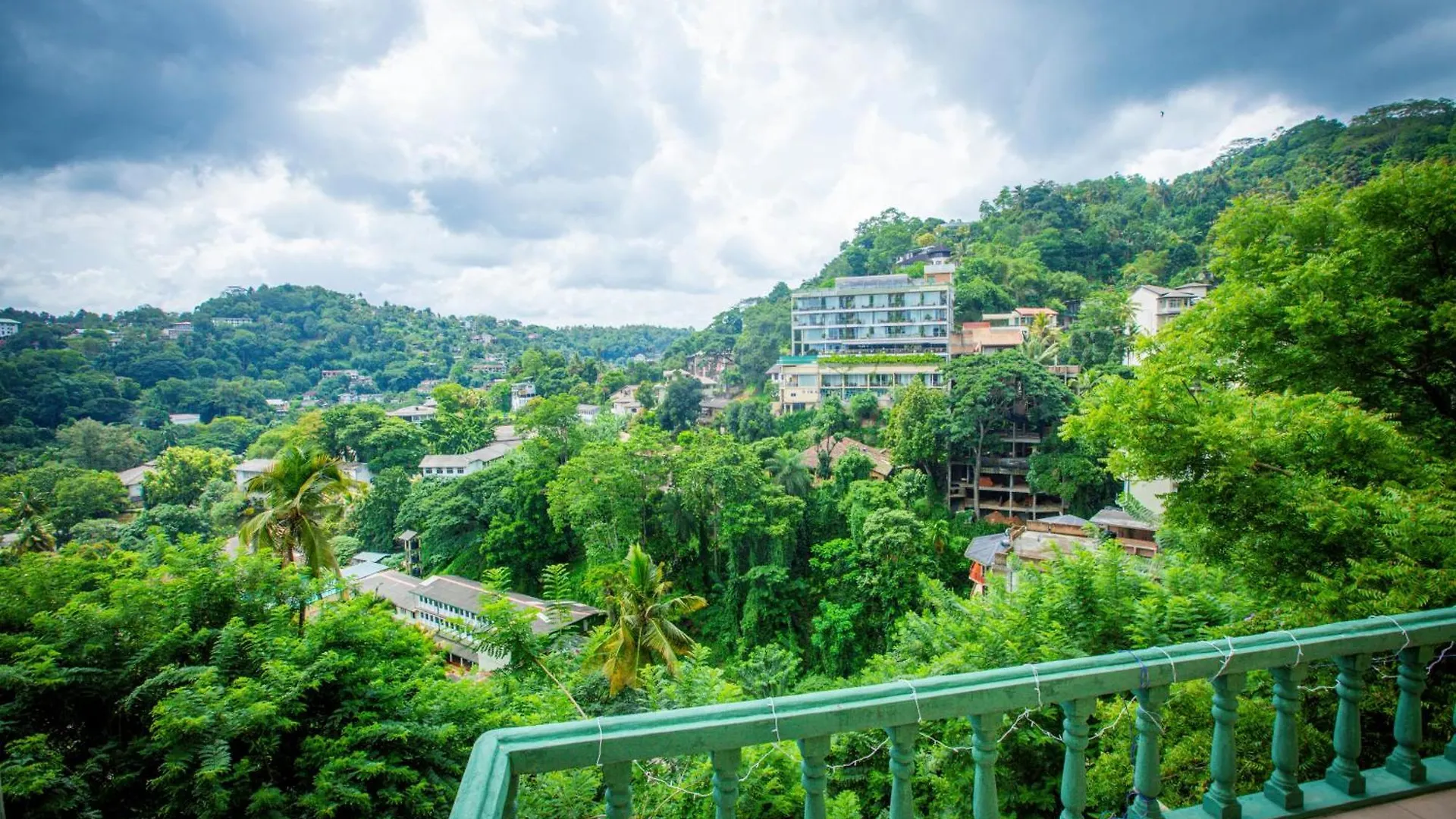 Guest house Sunbloom Inn Kandy Sri Lanka