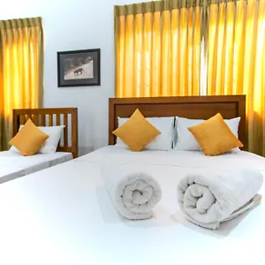 Urban Garden Vacation Guest house