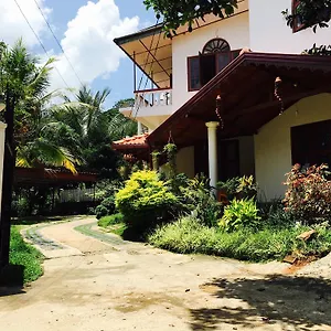 2* Maison d'hôtes Hanthana Jungle View